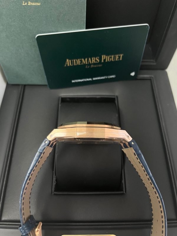 AS Piguet Royal Oak 41mm 18k Rose Gold Blue Dial Ref. 15510OR.OO.D315CR.02 - Image 4