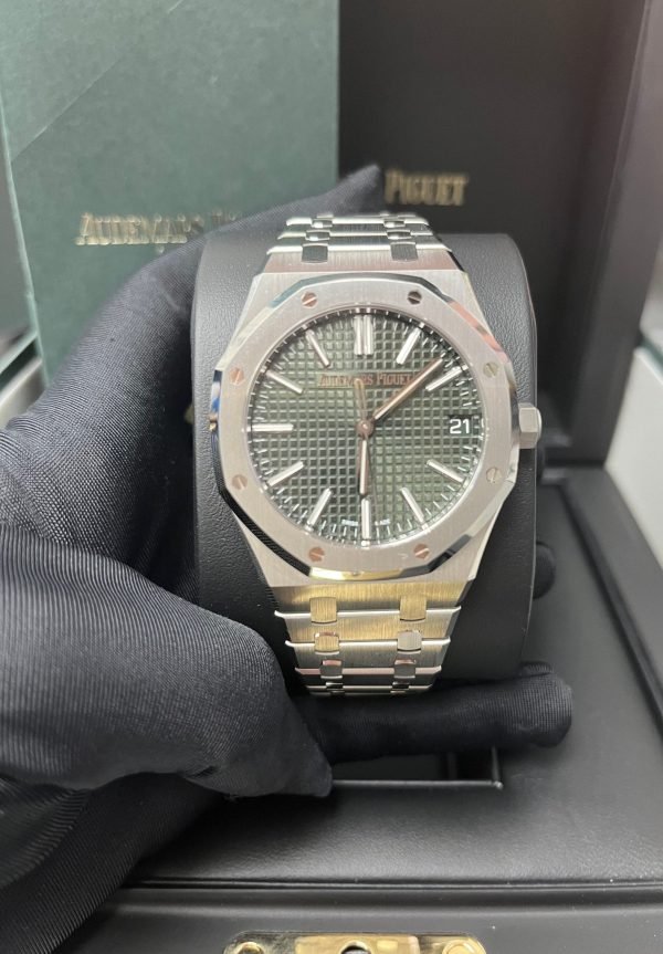 AS Piguet Royal Oak "50th Anniversary" Green Dial 15510ST.OO.1320ST.04 - Image 9