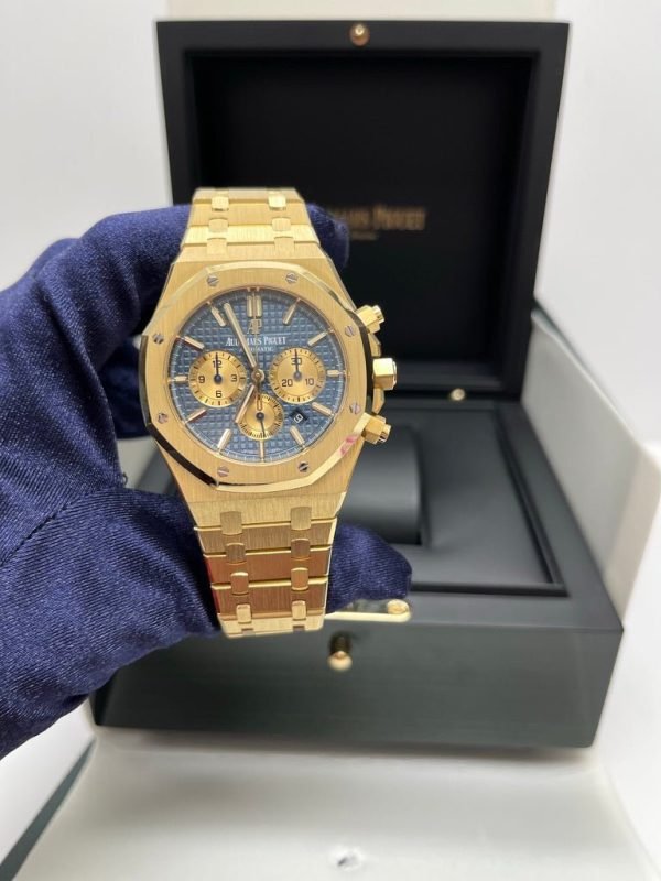 AS Piguet Royal Oak Selfwinding Chronograph 41mm/ 18k Yellow Gold/ Blue Dial/ Yellow Sub-Dials (Ref # 26331BA.OO.1220BA.01) - Image 2