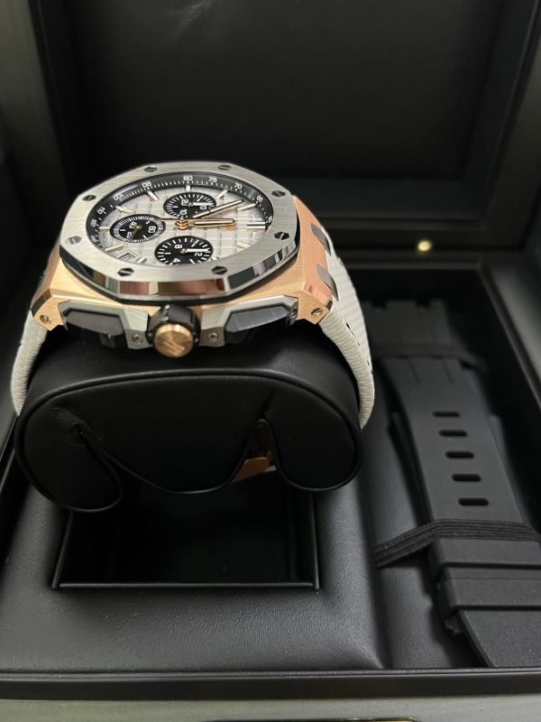 AS Piguet Royal Oak Offshore Chronograph 43mm Chronograph 18k Rose Gold and Titanium Grey Dial Ref# 26420OI.OO.A015VE.01 - Image 5