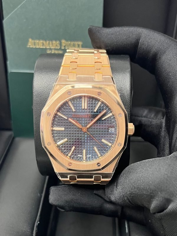 AS Piguet Royal Oak Selfwinding 2023 Release ROYAL OAK SELFWINDING Rose Gold Blue Dial 41mm 15510OR.OO.1320OR.03 - Image 6