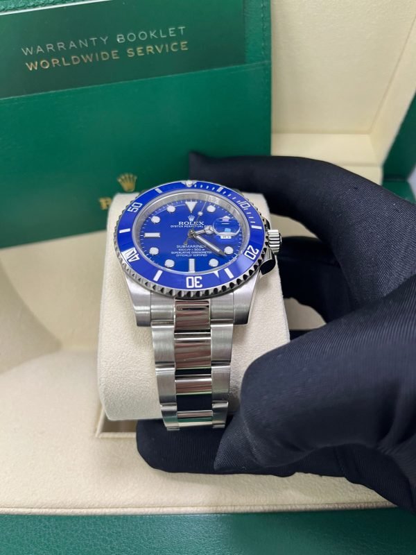 R Submariner Date 40mm White Gold Blue Dial Smurf (Reference 116619LB) - Image 11