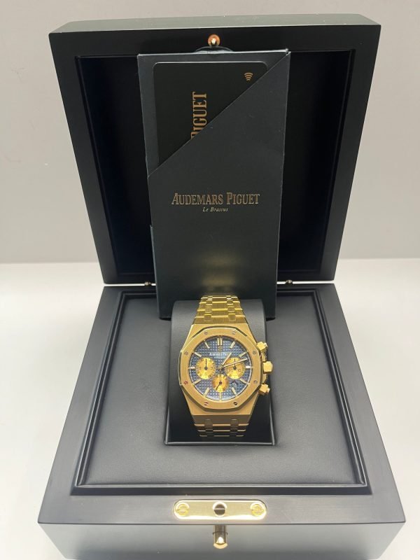 AS Piguet Royal Oak Selfwinding Chronograph 41mm/ 18k Yellow Gold/ Blue Dial/ Yellow Sub-Dials (Ref # 26331BA.OO.1220BA.01) - Image 3