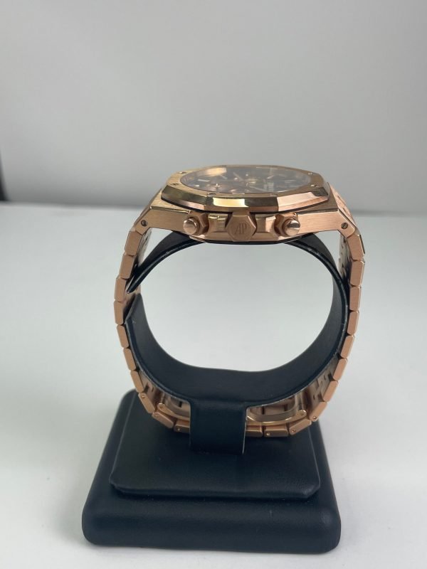 AS Piguet Royal Oak Selfwinding Chronograph/ 18K Rose Gold/ Brown Dial/ Rose Gold Sub-Dials (Ref#26331OR.OO.1220OR.02) - Image 6