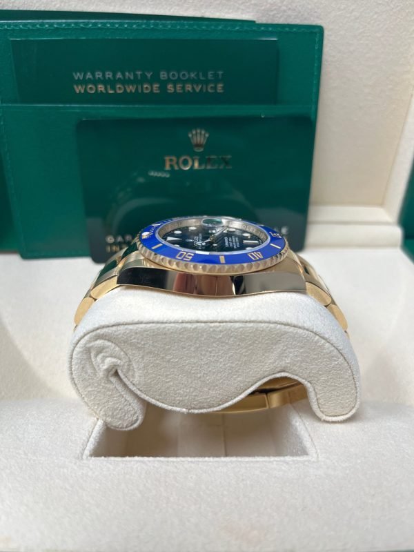 R Yellow Gold Submariner Date Watch - Blue Bezel - Blue Dial - (REF# 126618LB) - Image 6