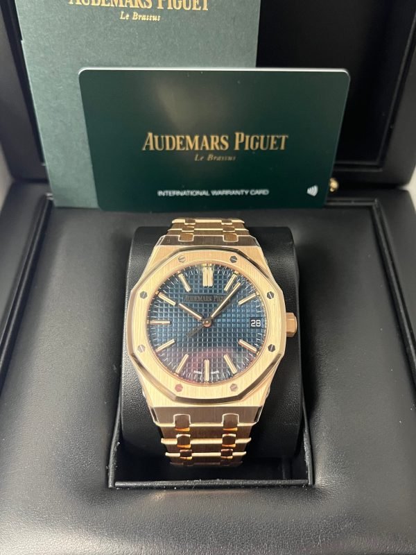 AS Piguet Royal Oak Selfwinding 2023 Release ROYAL OAK SELFWINDING Rose Gold Blue Dial 41mm 15510OR.OO.1320OR.03 - Image 2