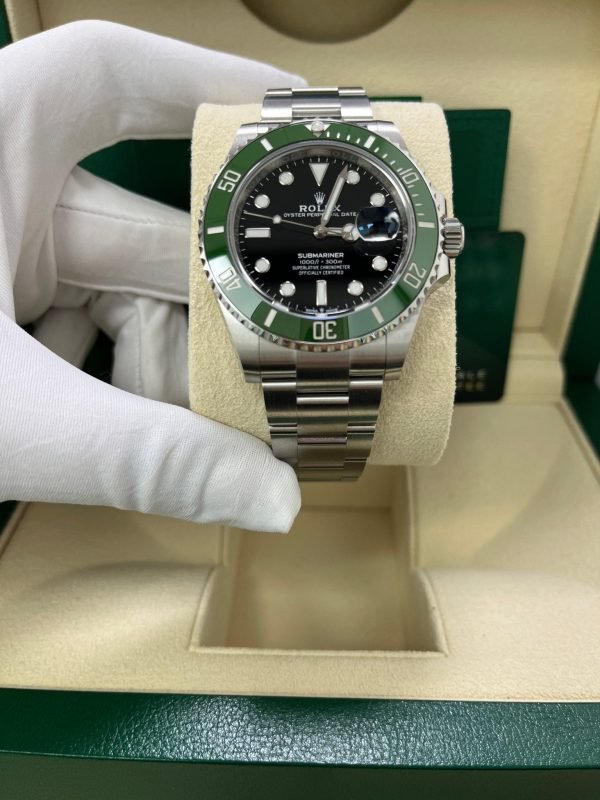 R Submariner Date 41mm Black Dial NEW RELEASE 2023 Kermit MKII Bezel 126610LV - Image 7